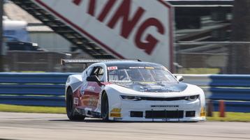 SLR/FIELDS-M1 FASTRACK SHOW PROMISE IN SEBRING